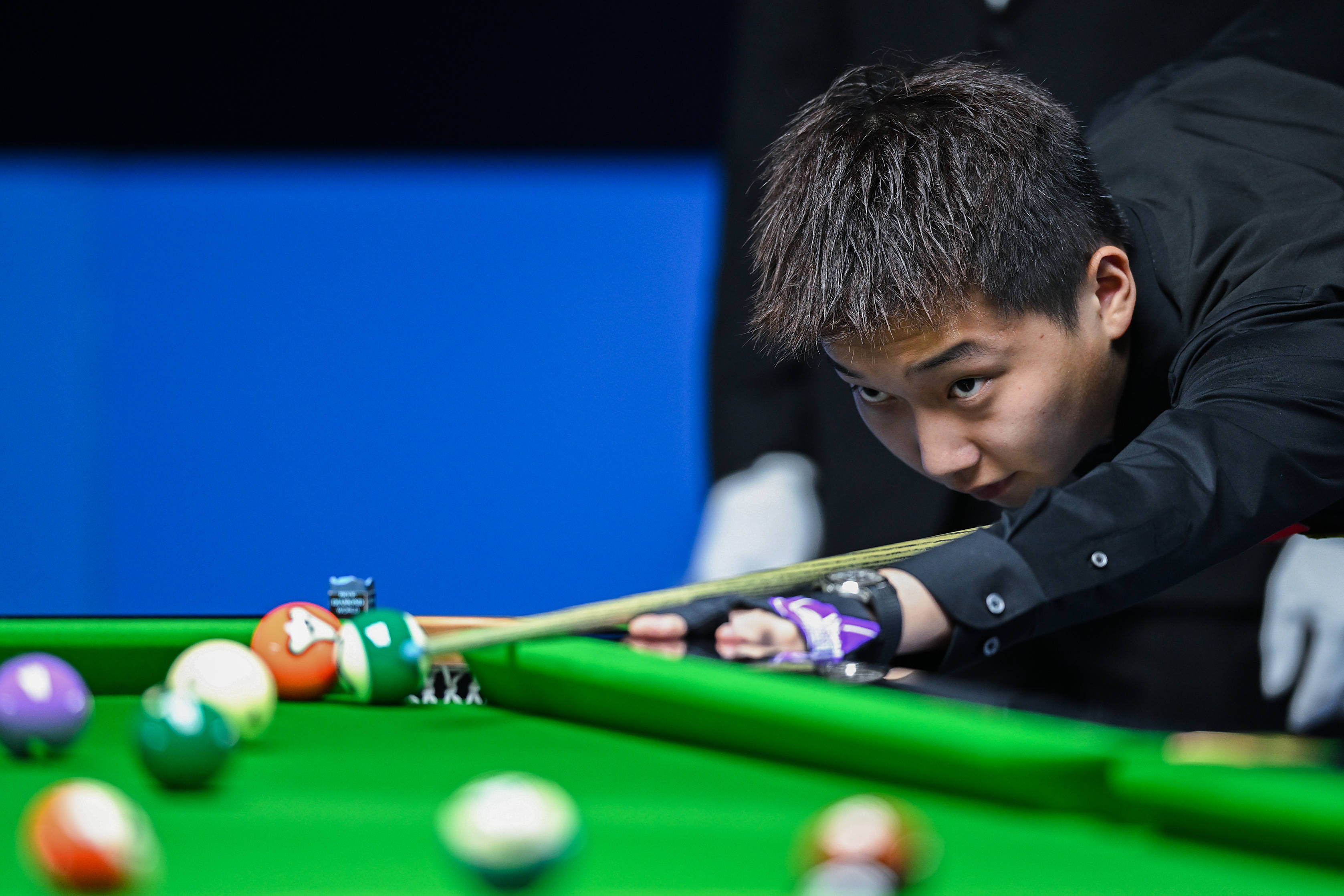 衣室的团结 衣室的团结