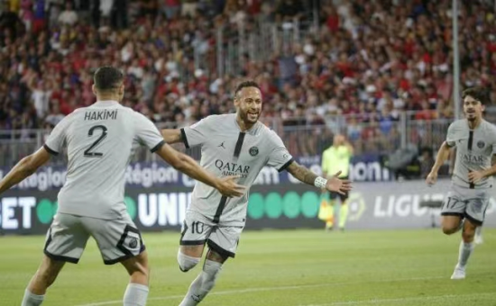 粉丝们不仅 粉丝们不仅