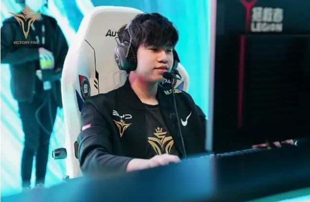 西即将破门 西即将破门