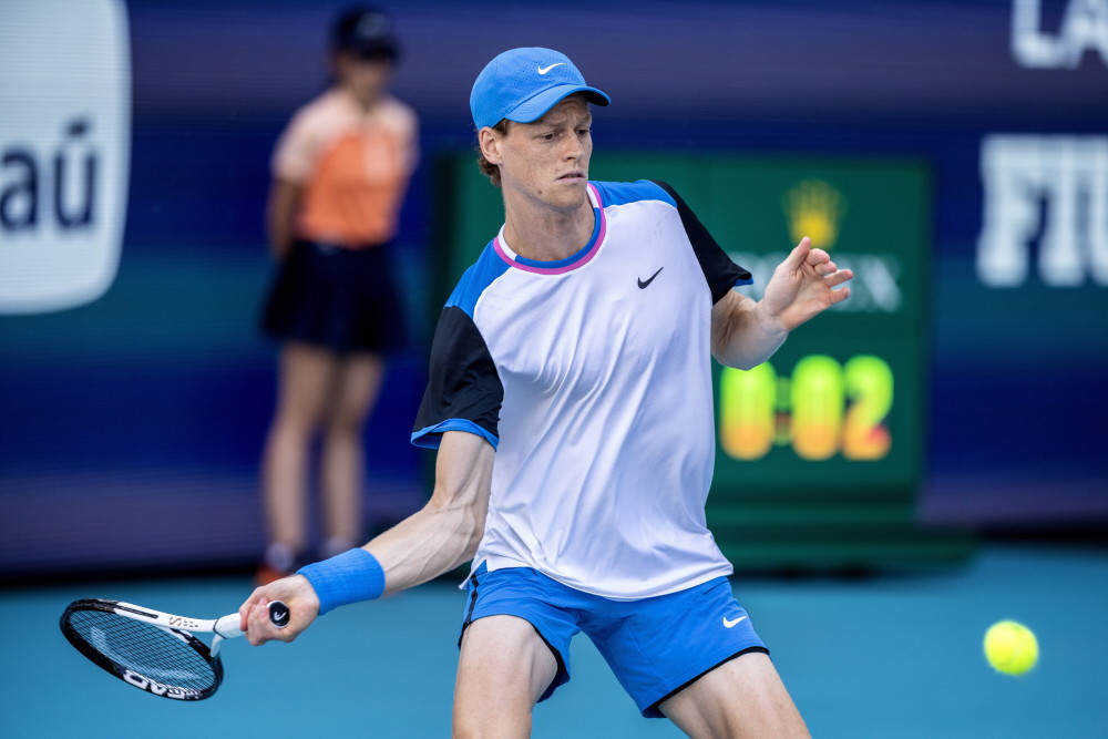 遇联防上肘 遇联防上肘